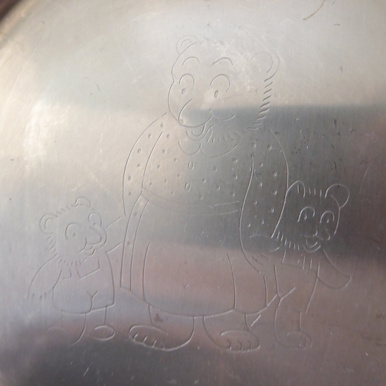 Vintage DKF LUNDTOFTE Denmark 3 bears stainless steel children's kid's dish bowl - Image 6