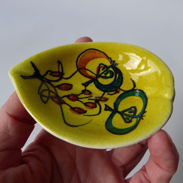 Vintage Italian pottery ceramic pin dish, apples. Yellow signed 512 10 Italy. - Image 11