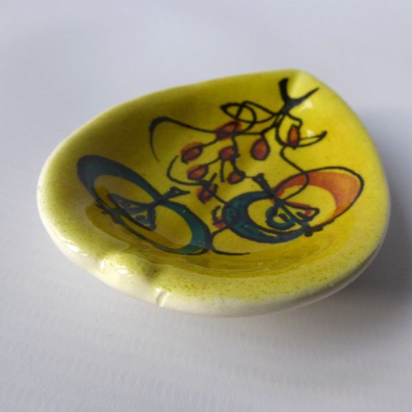 Vintage Italian pottery ceramic pin dish, apples. Yellow signed 512 10 Italy. - Image 5