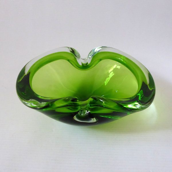 Vintage Murano big art glass bowl. Lime green cased dish, 1960s 1970s MCM retro - Image 4