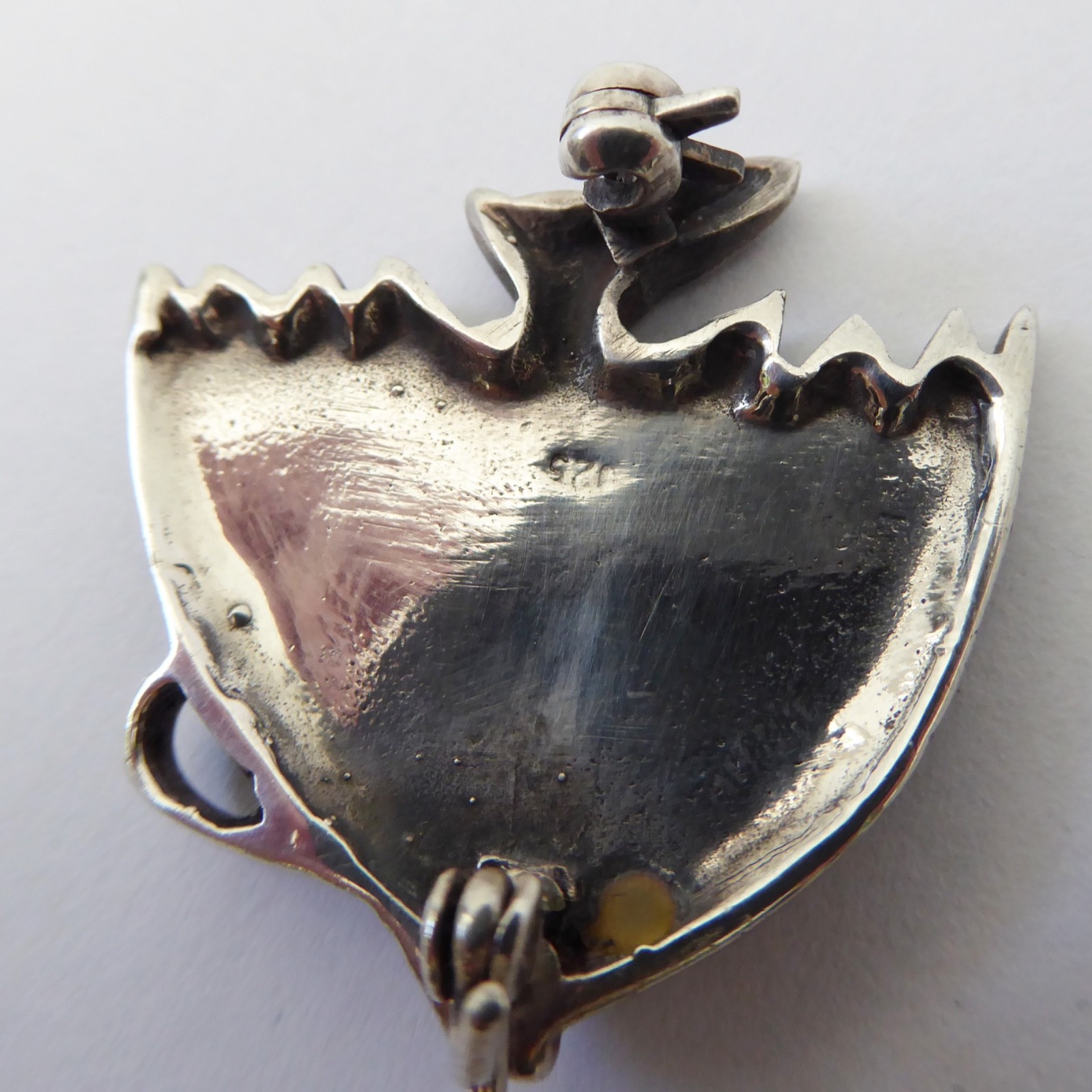 Vintage sterling silver 925 fish brooch + fine marcasite gemstones. Retro kitsch - Image 9