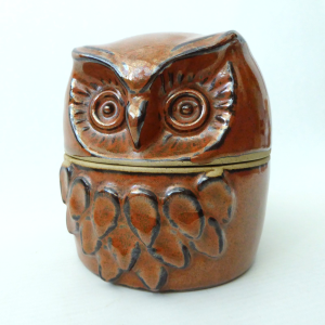Vintage studio art pottery/ceramic owl lidded box container storage, retro pot