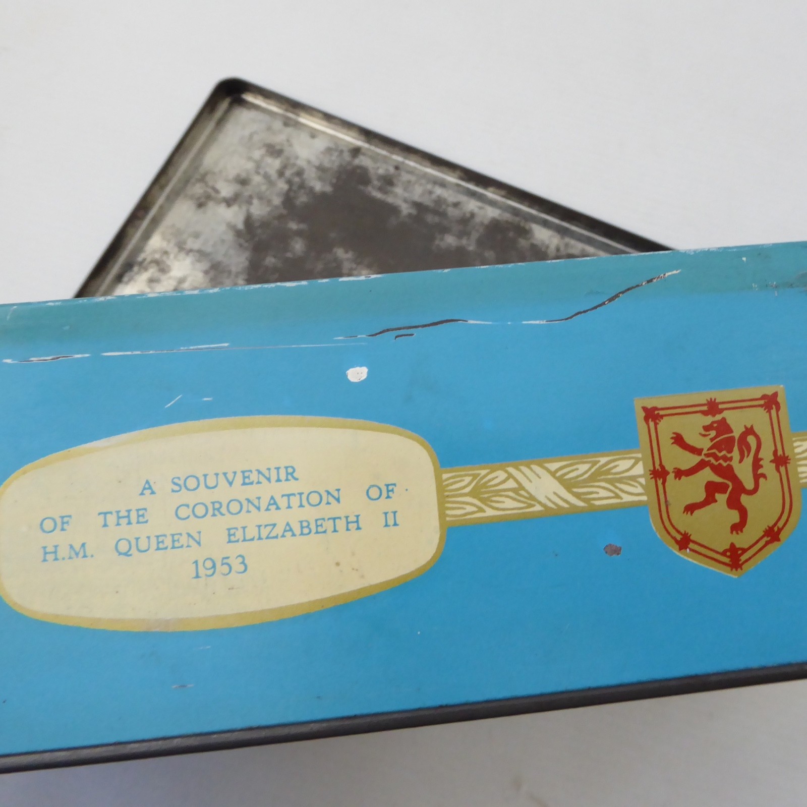 1953 HM Queen Elizabeth 11 Coronation Biscuit Tin, Meredith & Drew ltd, Vintage - Image 13
