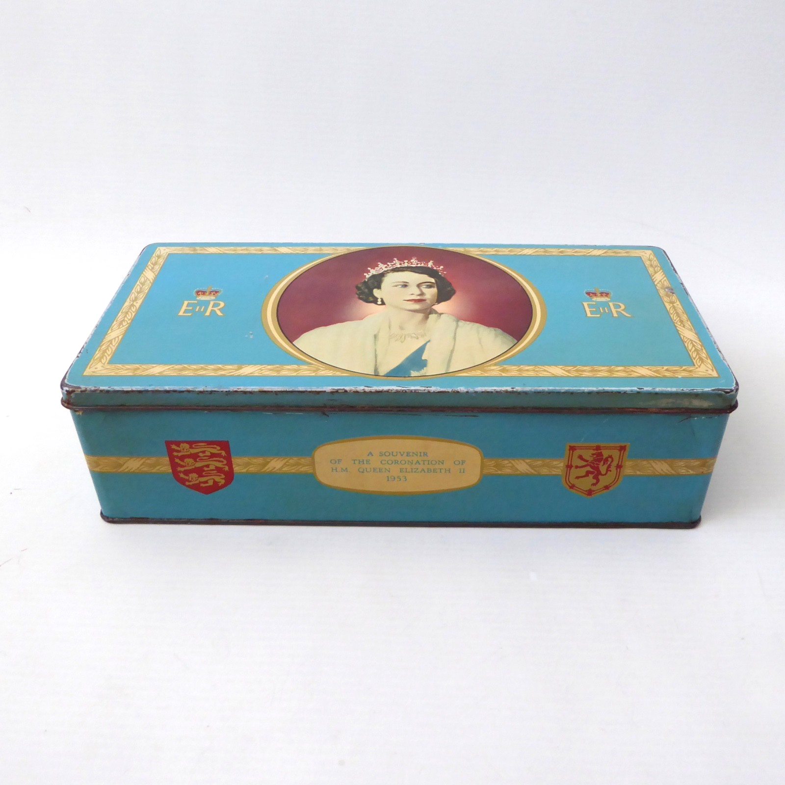 1953 HM Queen Elizabeth 11 Coronation Biscuit Tin, Meredith & Drew ltd, Vintage