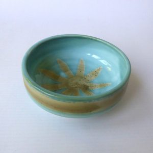 1970s David Sharp Rye studio pottery bud bowl mint/duck egg green & wax resist