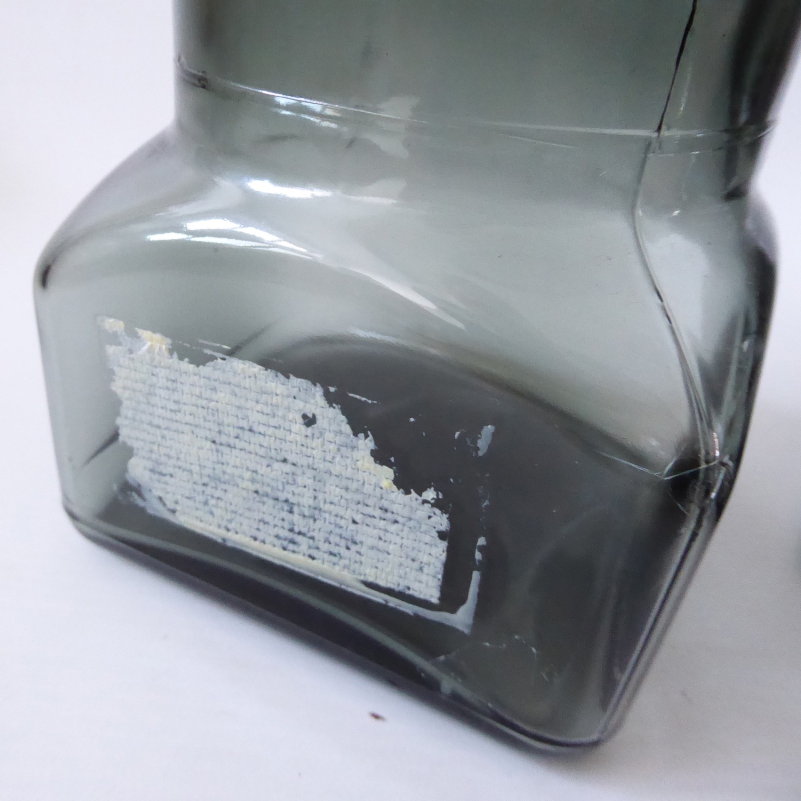 1970s square grey smoke glass 2x storage canister jars, retro vintage, cork tops - Image 12