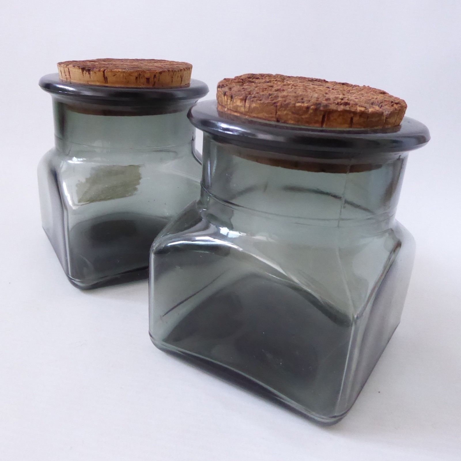 1970s square grey smoke glass 2x storage canister jars, retro vintage, cork tops - Image 3