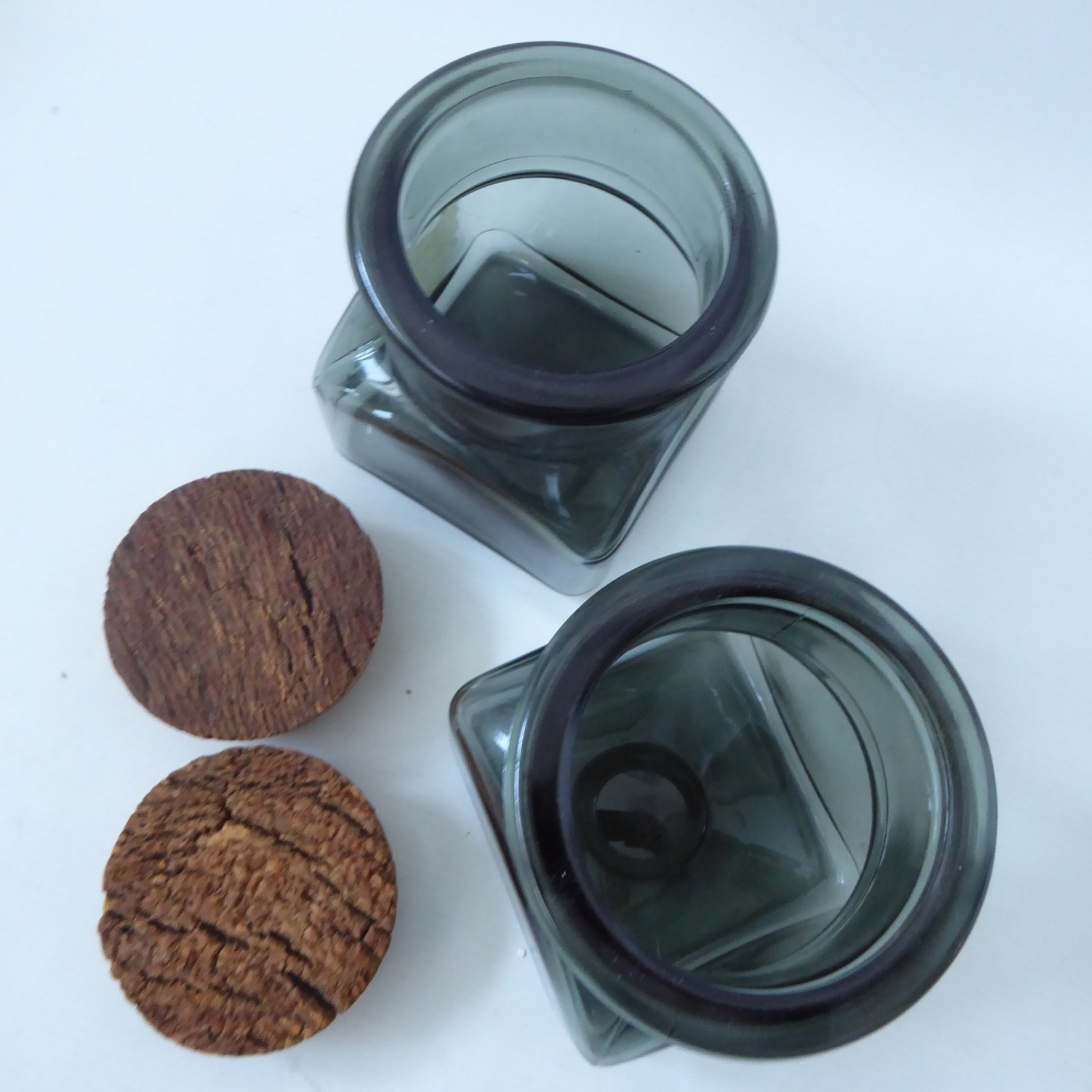 1970s square grey smoke glass 2x storage canister jars, retro vintage, cork tops - Image 10
