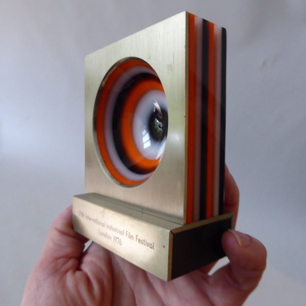 1976 International Industrial Film Festival award trophy memorabilia, op art 70s - Image 11