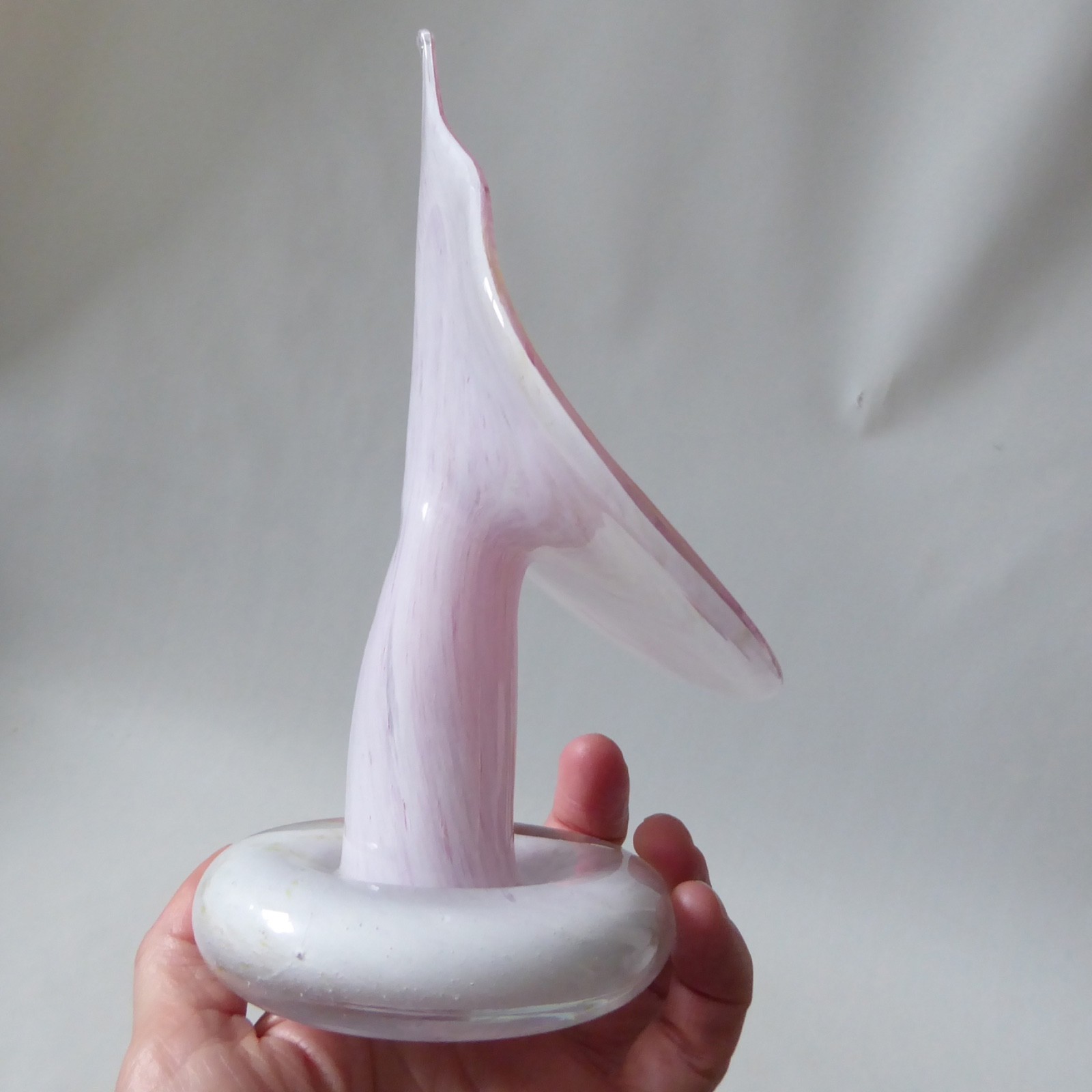 Alum Bay Isle of Wight Jack in the Pulpit art glass vase, pink & white vintage - Image 11