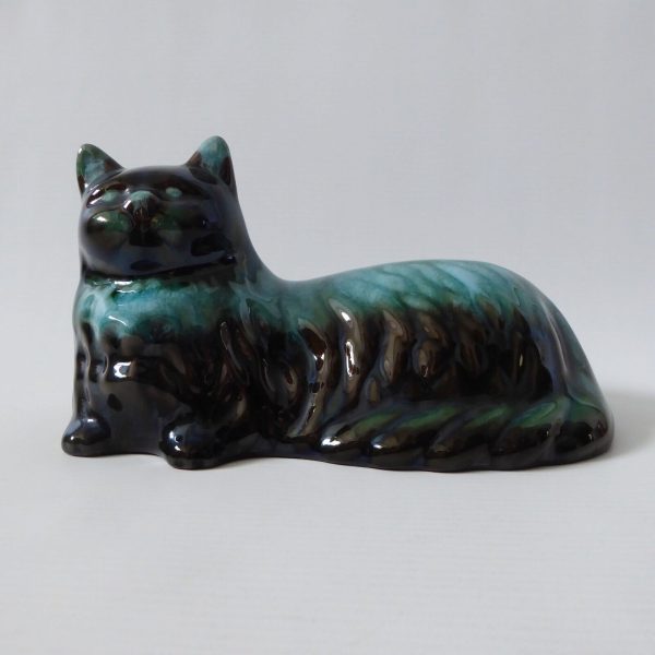 Blue Mountain Pottery Canada vintage ceramic cat figurine statue, green black - Image 3