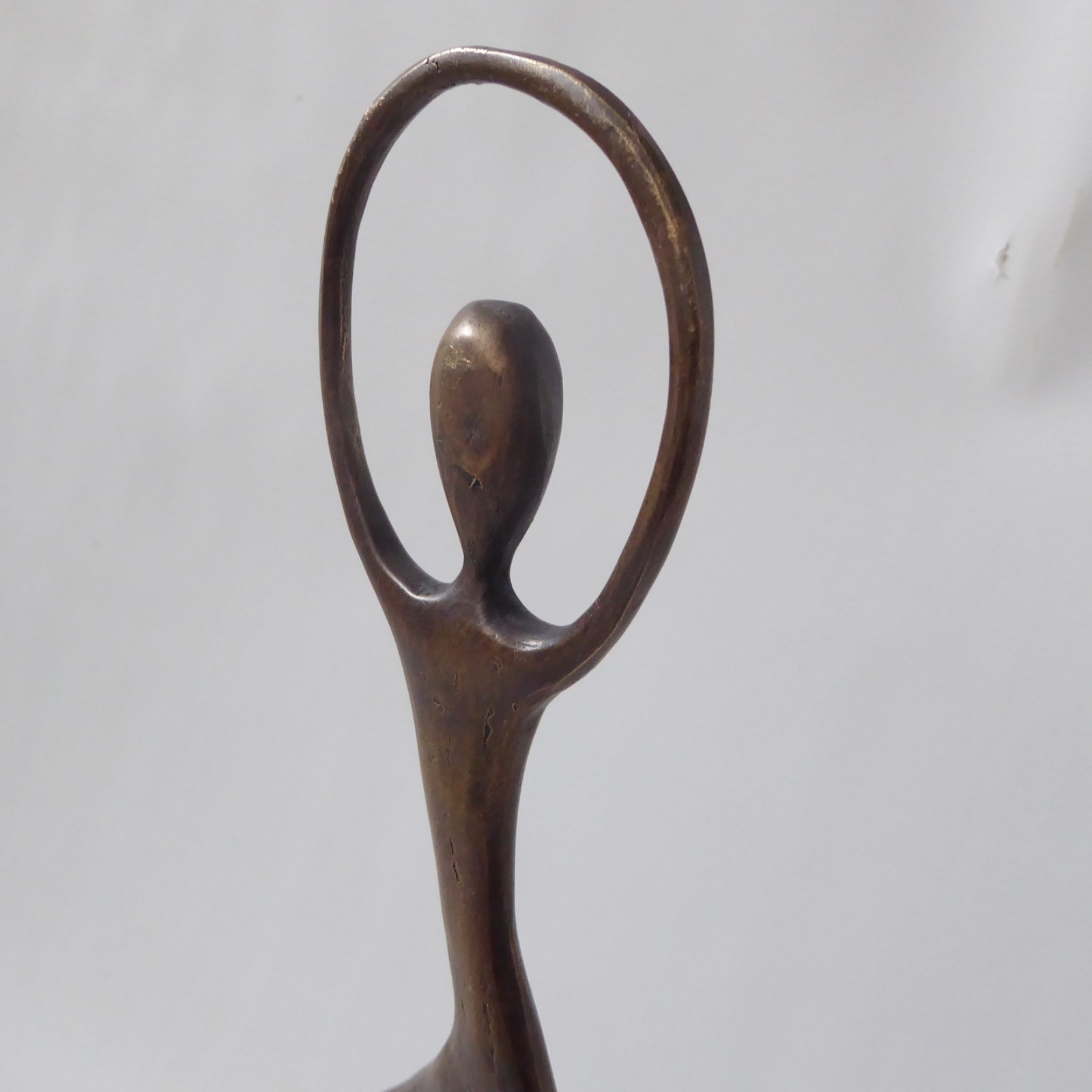 Brass ballerina dancer ornament statue figurine, modernist vintage bronze style - Image 5