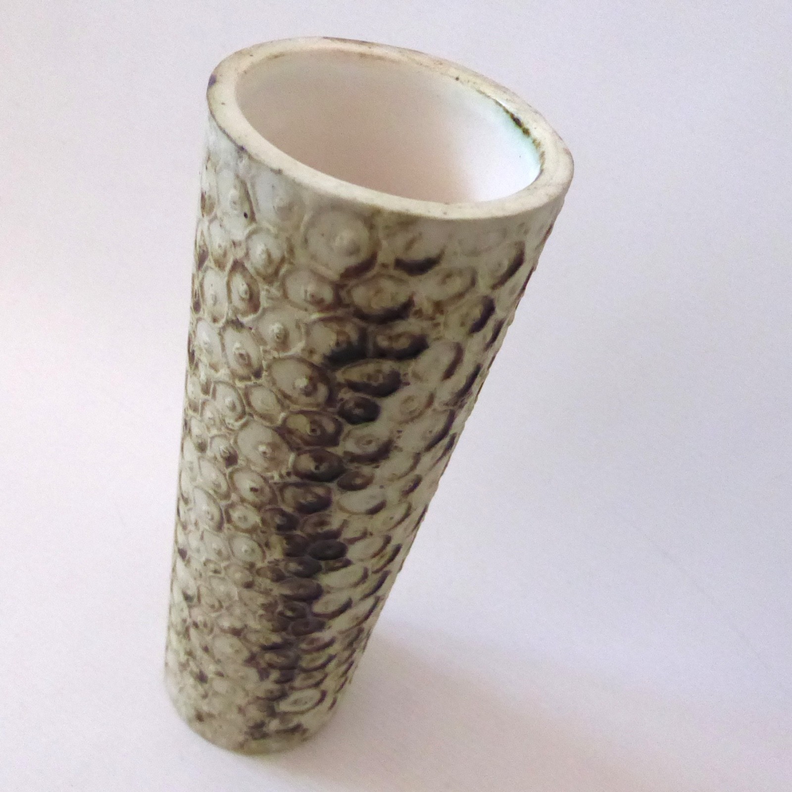 Carn Pottery cylinder 8" tall vase, John Beusmans. 1970s vintage retro. Circles - Image 10