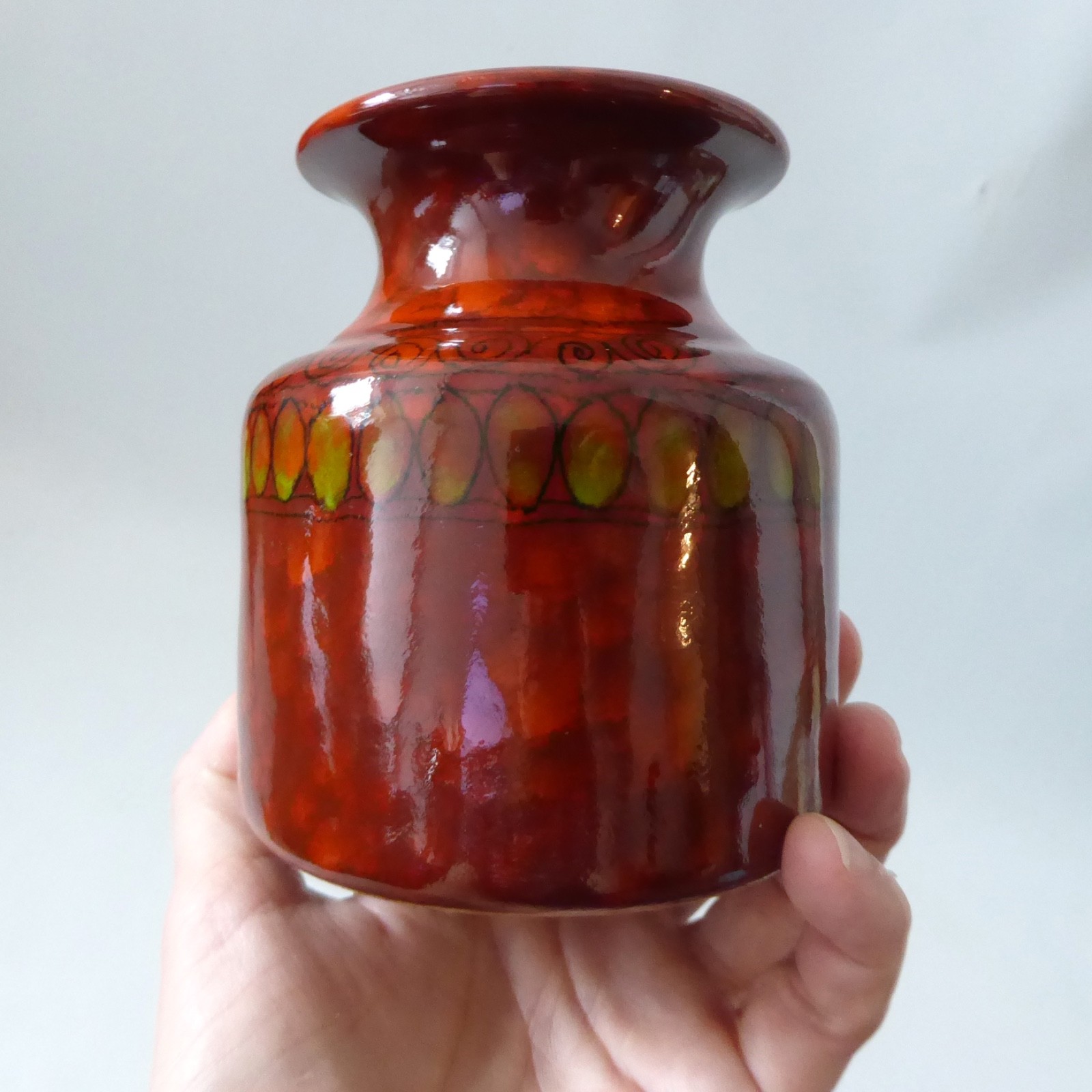 Ceramiche Franchi, Assisi, Italy vintage pottery ceramic vase. 1960s red MCM pot - Image 2