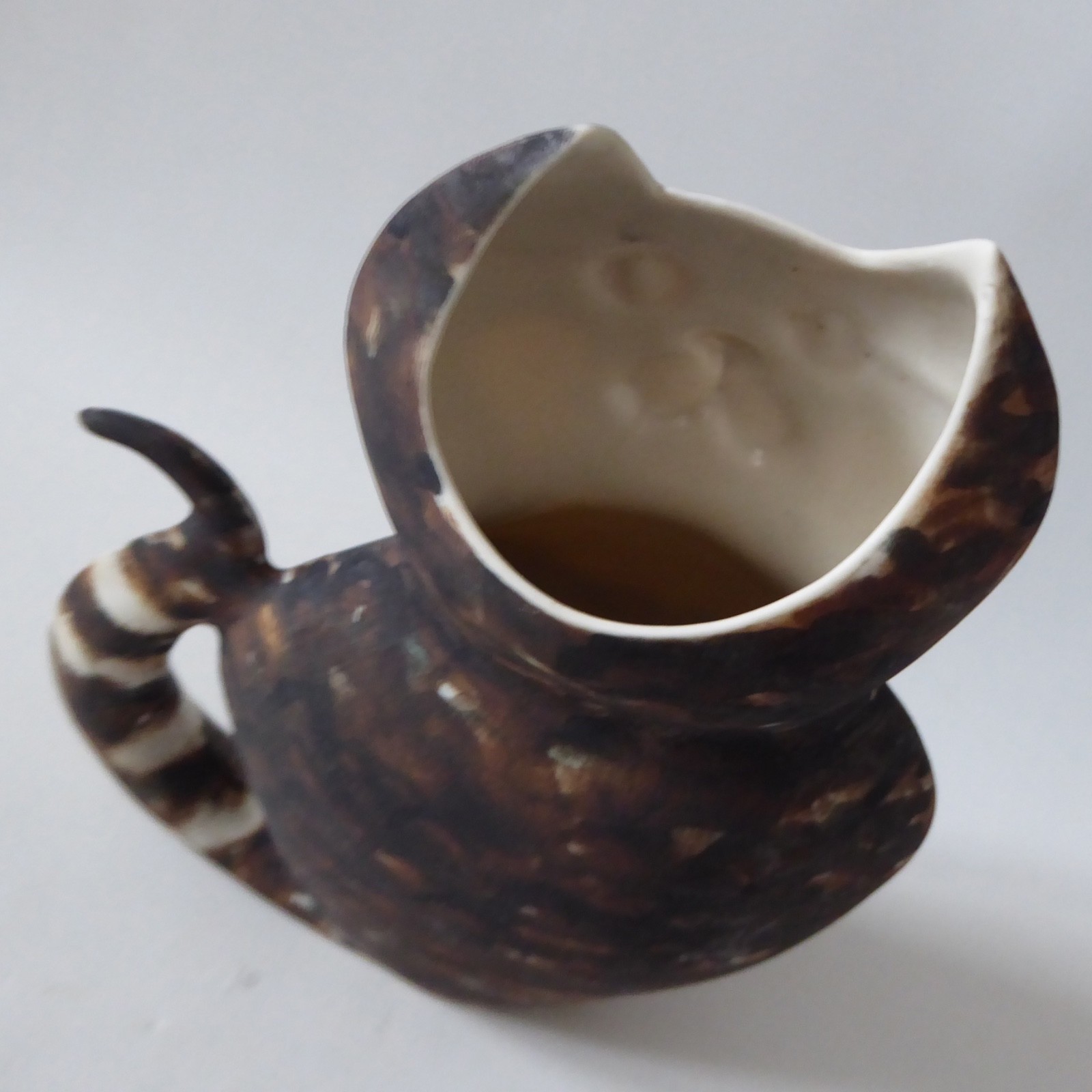 Dalton Pottery Scotland ceramic cat figurine vase, black brown white. 1990s - Image 8