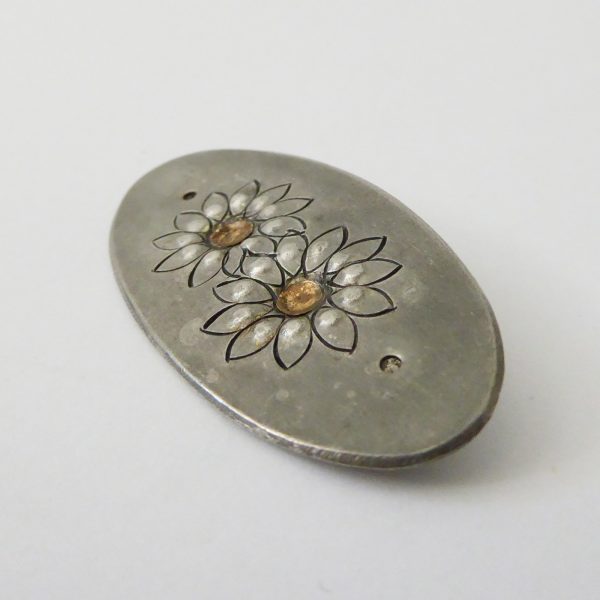 Danish vintage Gertrude Packness oval pewter brooch, flowers. 1950s/1960s retro - Image 7