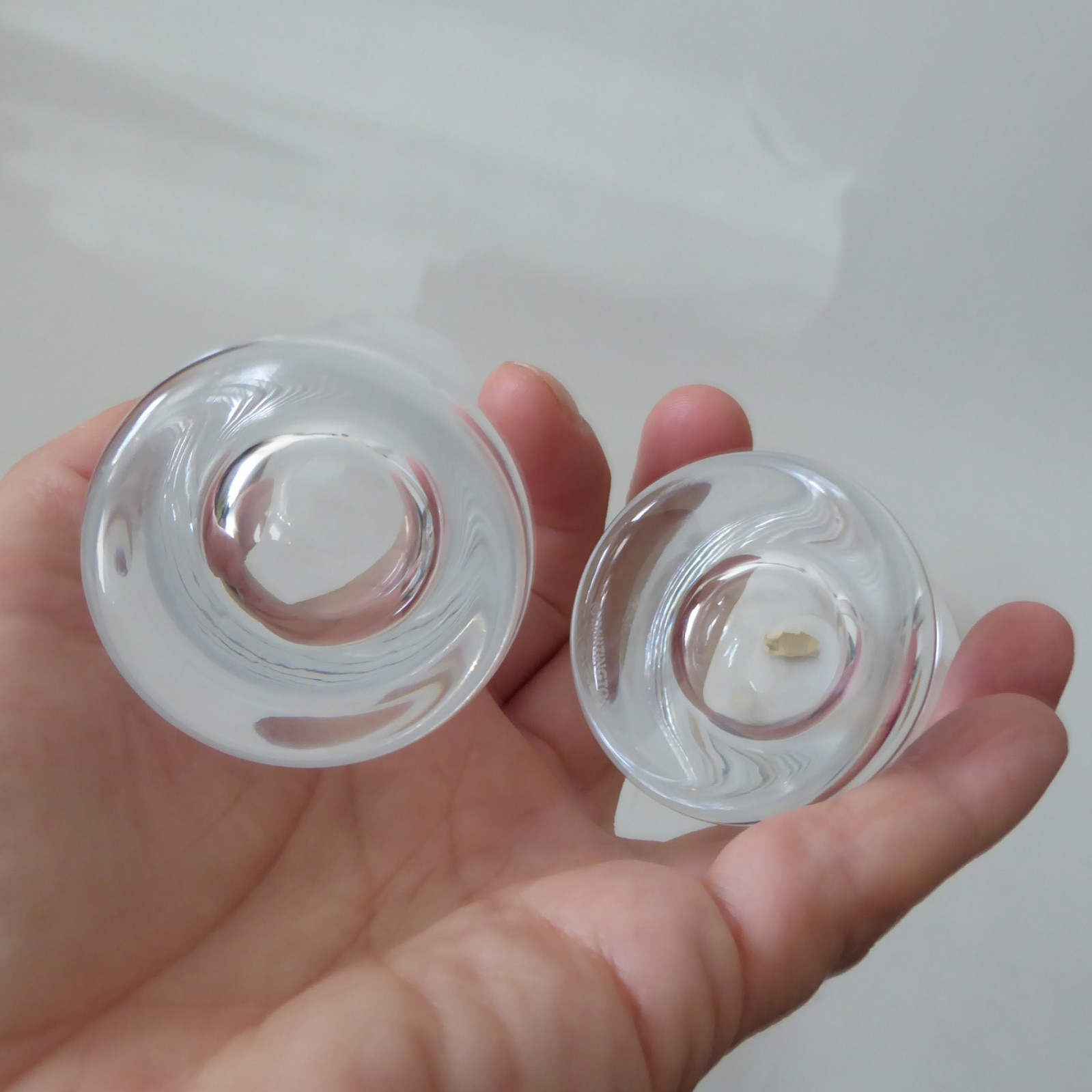 Dartington crystal glass pair handmade shot glasses. Vintage modernist 9cm, two - Image 5