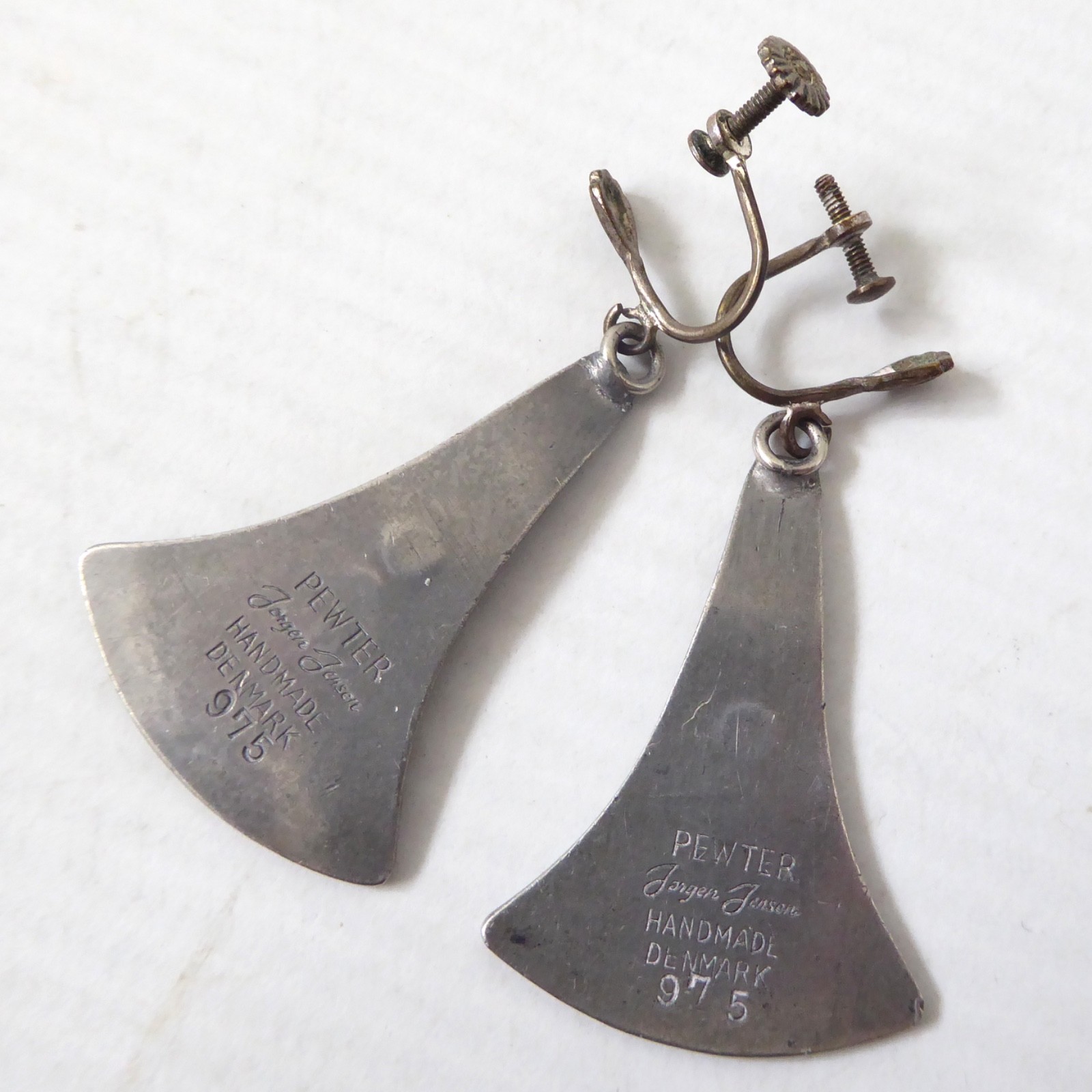 Jorgen Jensen 975 Denmark vintage earrings, triangular drop, pewter. Clip on A/F - Image 5