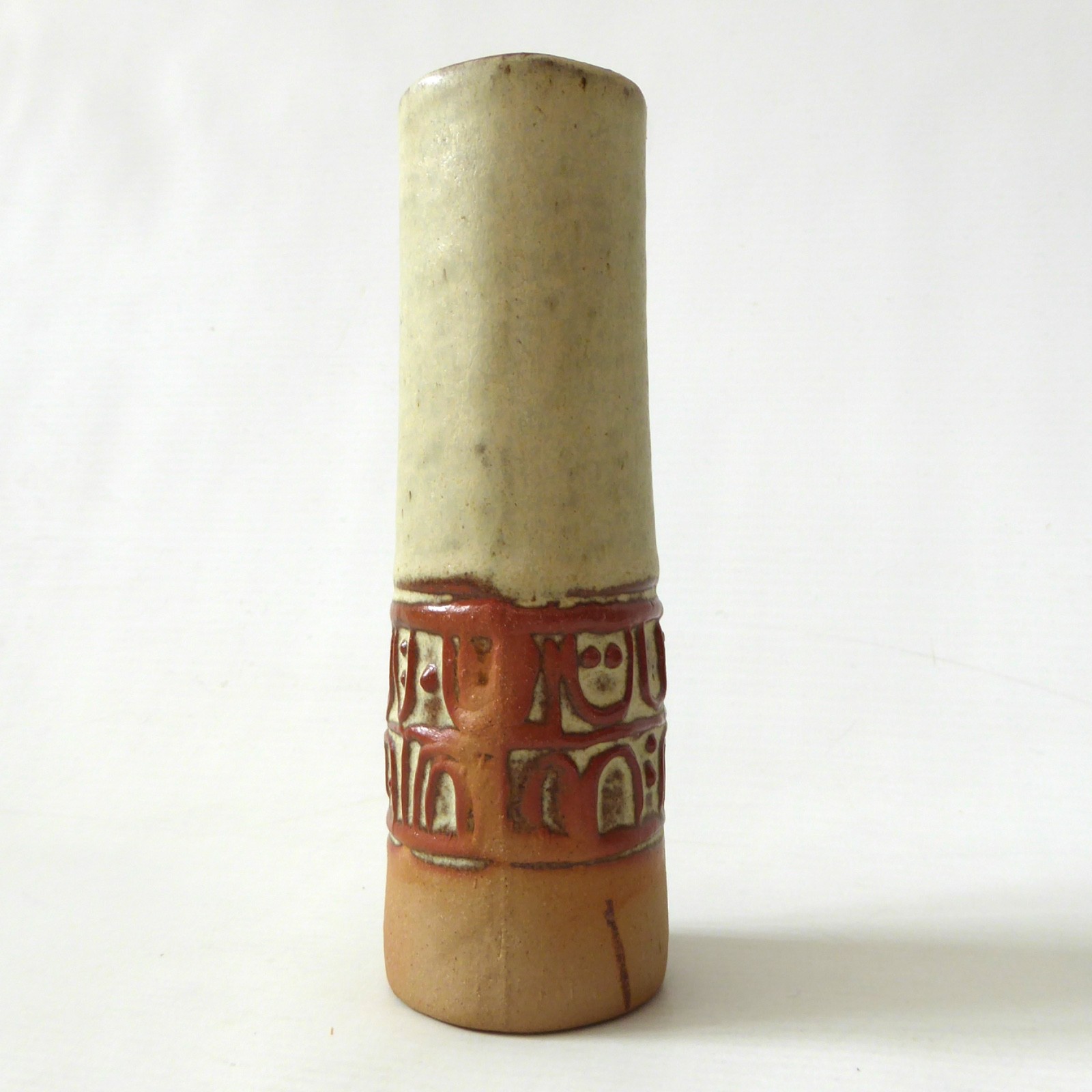 Louis Hudson studio pottery chimney vase, handmade slab built clay 15cm cylinder - Image 6