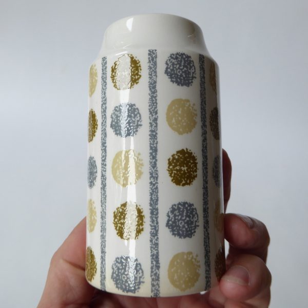 Midwinter Oakley salt shaker pot fine tableware grey spotty dotty. 1960s vintage - Image 7