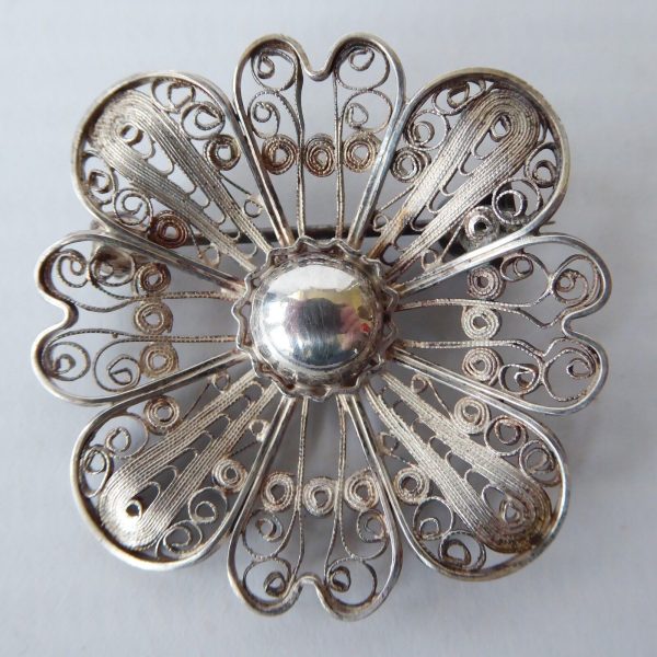 Norwegian filigree silver vintage brooch, signed 830S JFNI, round flower Scandi - Image 3