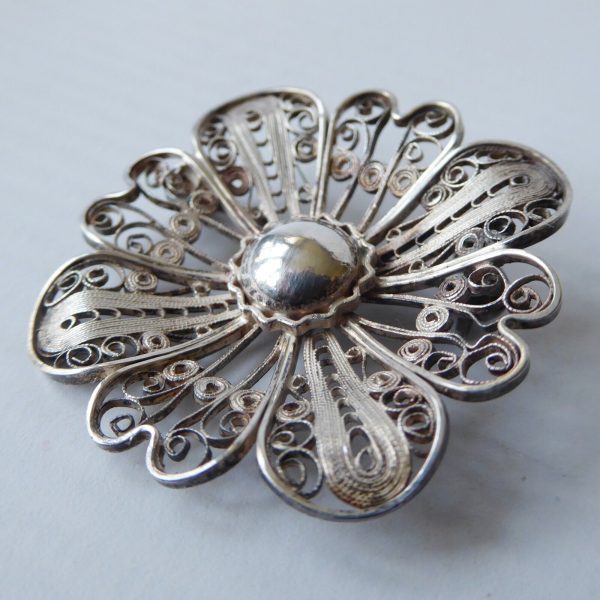 Norwegian filigree silver vintage brooch, signed 830S JFNI, round flower Scandi - Image 5