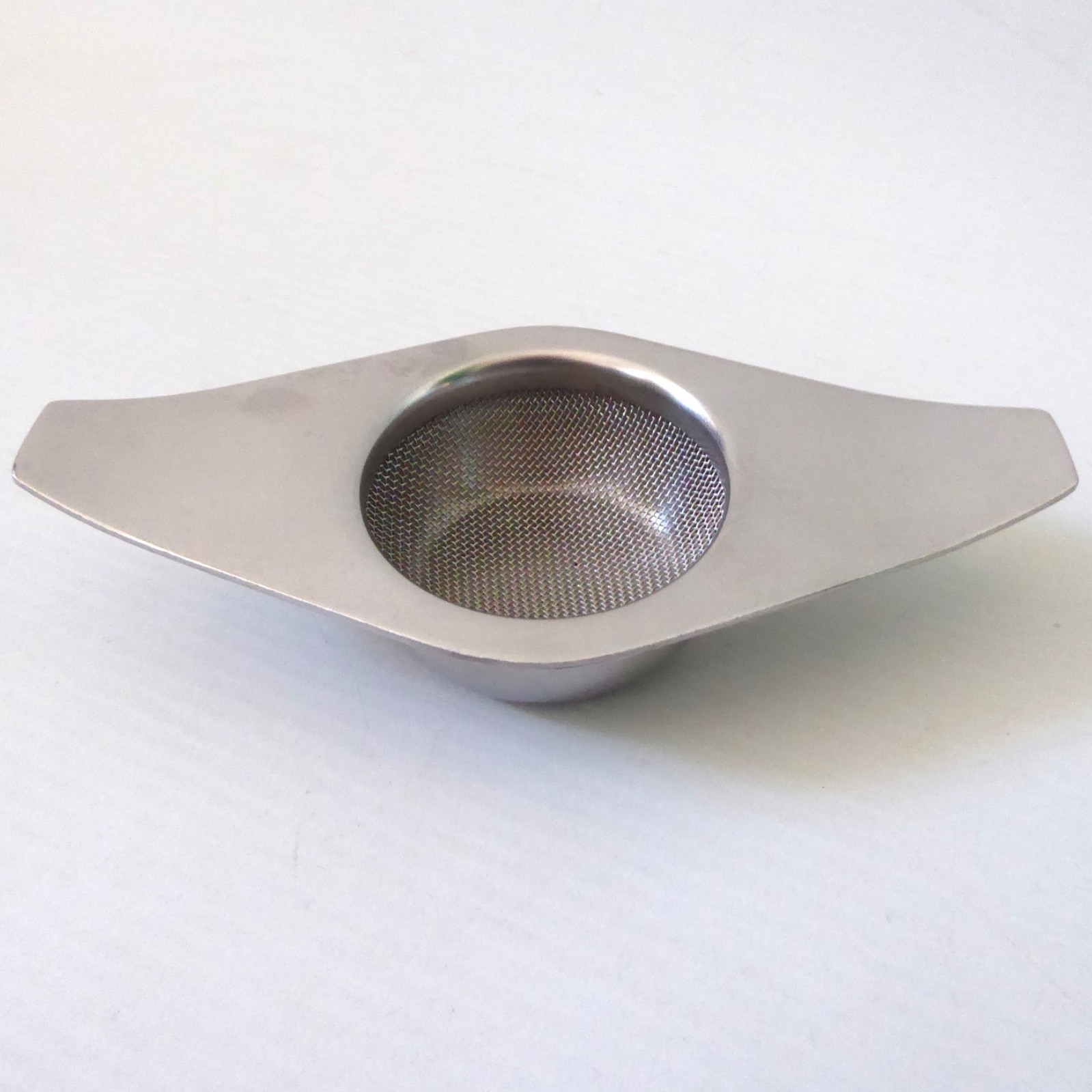Old Hall Robert Welch Campden stainless steel tea strainer & dish, 60s modernist - Image 3