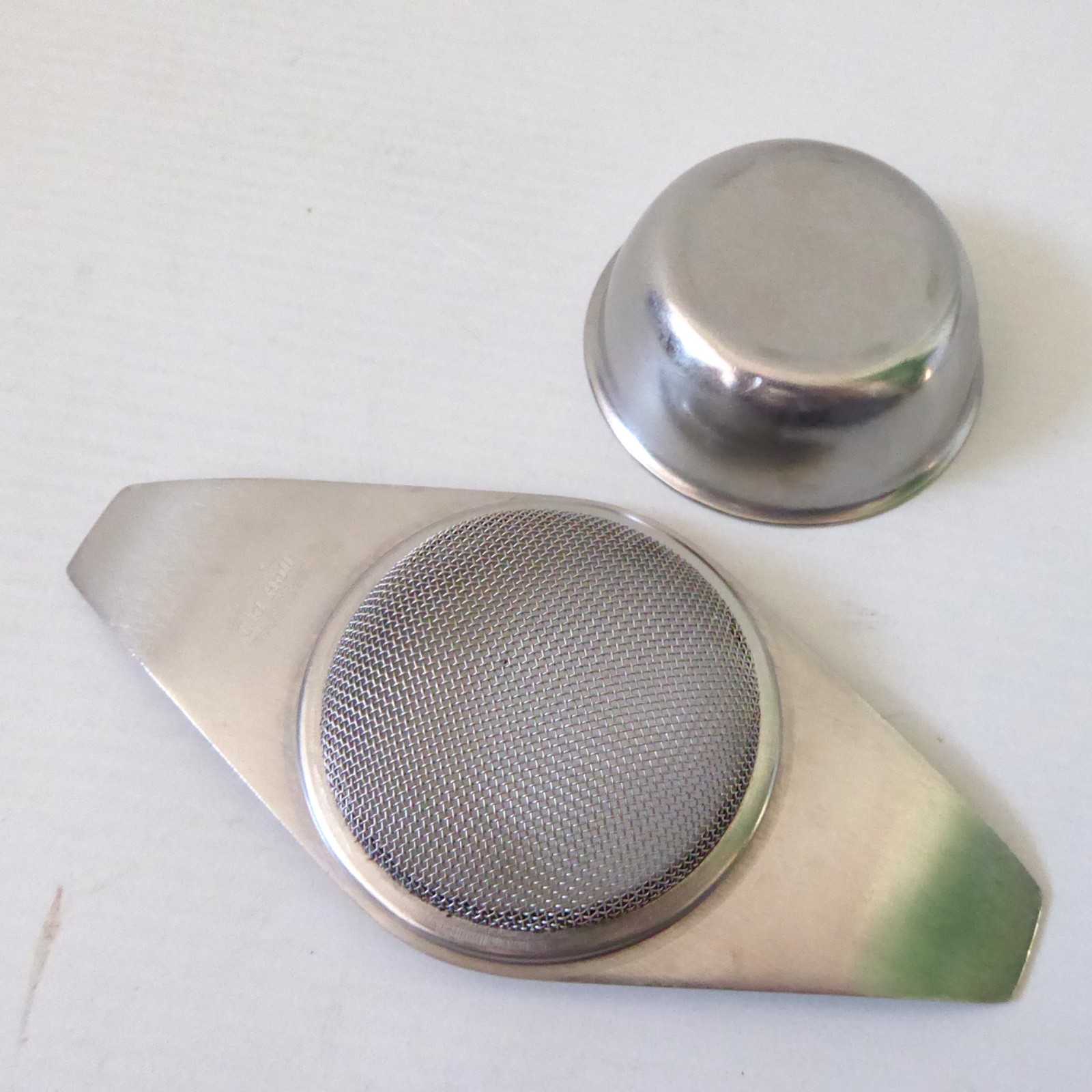 Old Hall Robert Welch Campden stainless steel tea strainer & dish, 60s modernist - Image 9