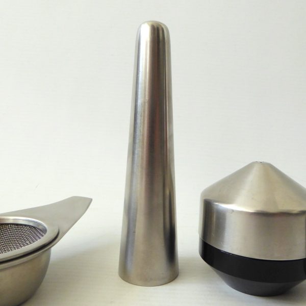 Old Hall Robert Welch lighthouse & Alveston pepper shakers + tea strainer 1960s - Image 6