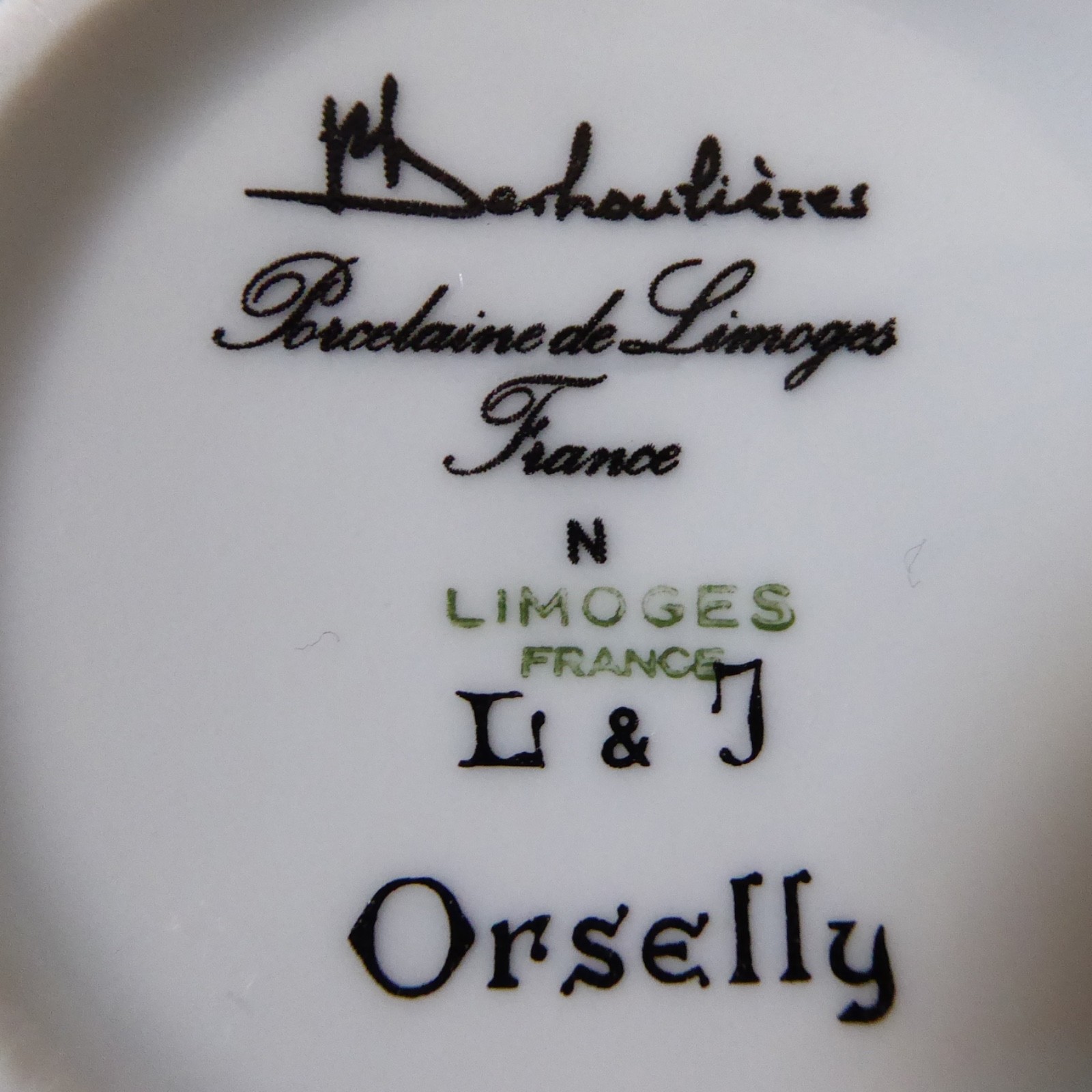 Philippe Deshoulieres Limoges France porcelain vintage pill box pot, Orselly L&J - Image 7
