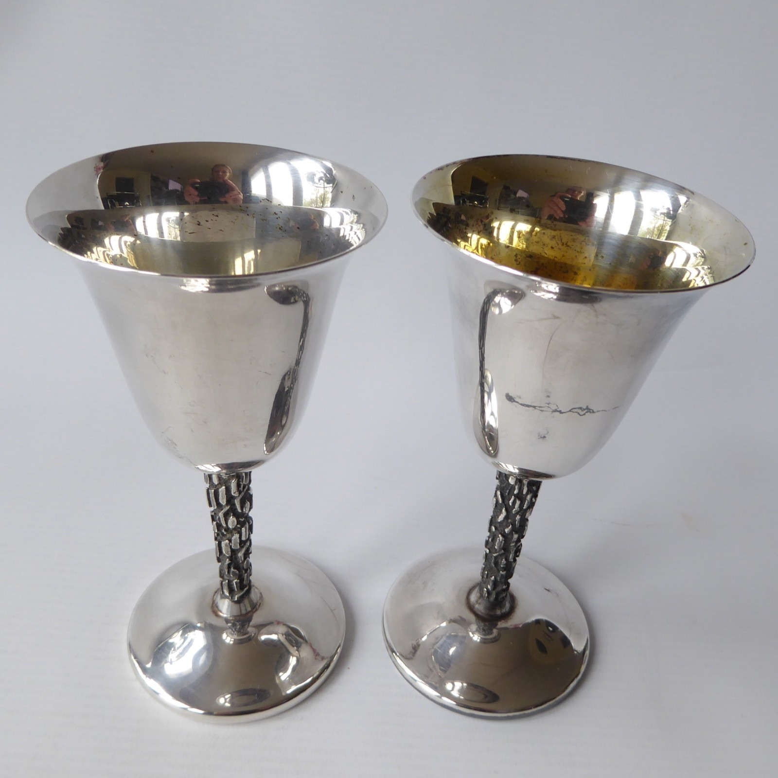 Pinder Bros. Sheffield pair silver plated goblets, 1960s mid century brutalist - Image 6