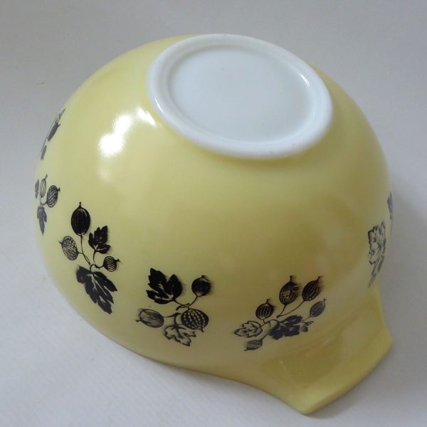 Pyrex JAJ Gooseberry large yellow mixing bowl. Vintage 1950s 444. No starflowers - Image 5