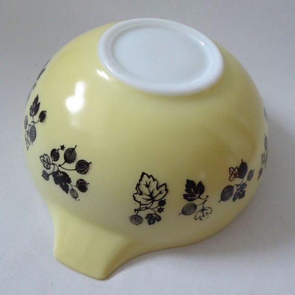 Pyrex JAJ Gooseberry large yellow mixing bowl. Vintage 1950s 444. No starflowers - Image 6