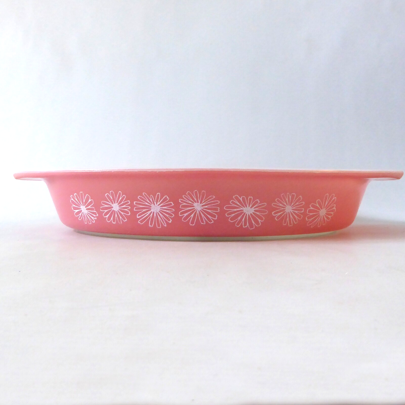 Pyrex JAJ pink Daisy oval 2179 divided vegetable casserole dish. Vintage 1950s