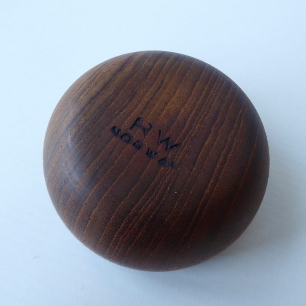 RW Norway Mid century modernist small carved teak wooden bowl, Rakel Wayersvang - Image 7