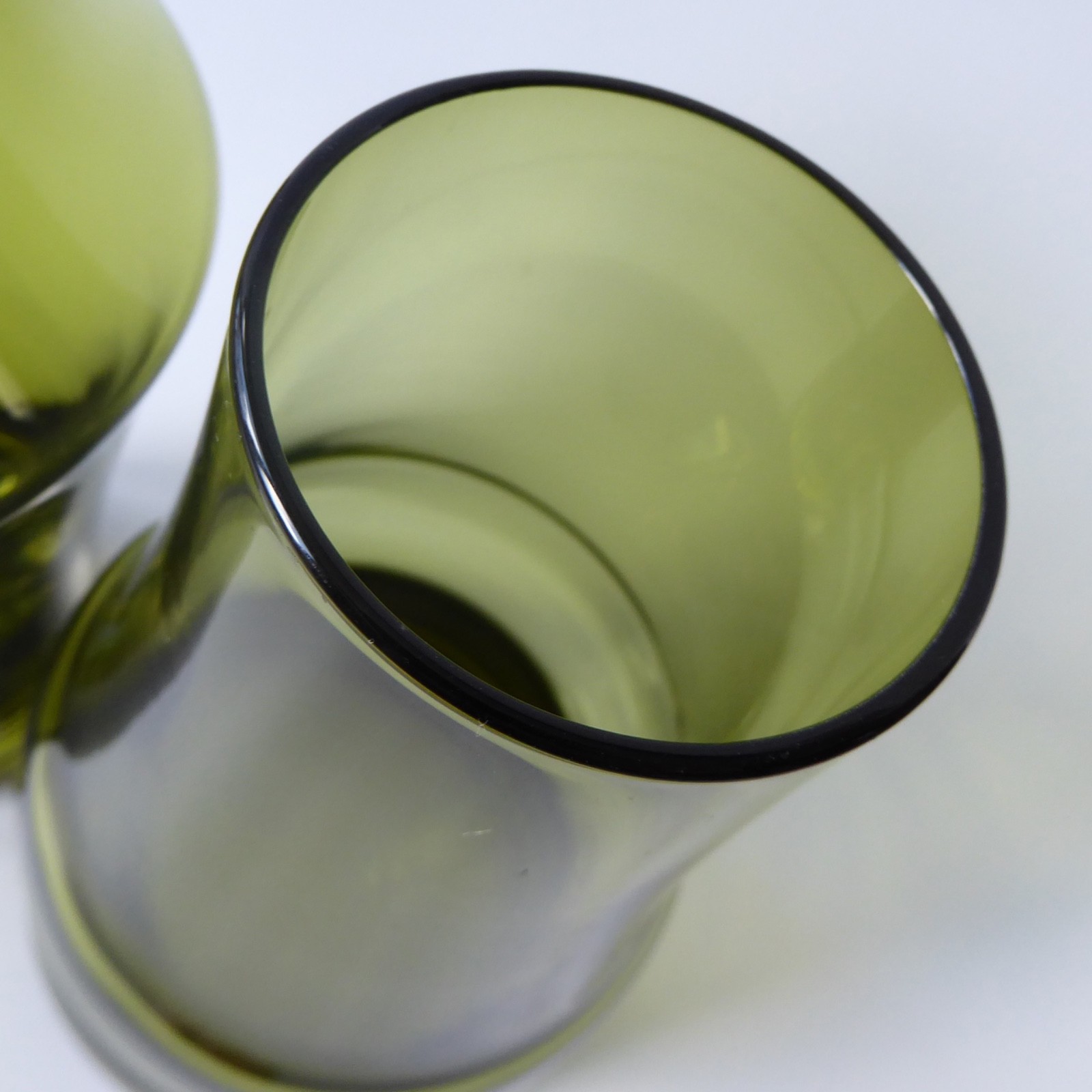 Riihimaki 1581 + piippu vintage art glass vases, olive green Finland, Riihimaen - Image 12
