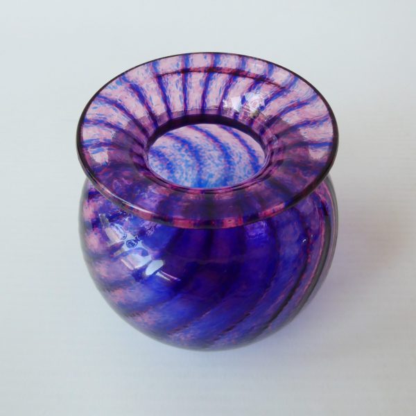 Robert Held (RHAG) art glass vase, blue pink twist stripe small pot. Canada 2004 - Image 4