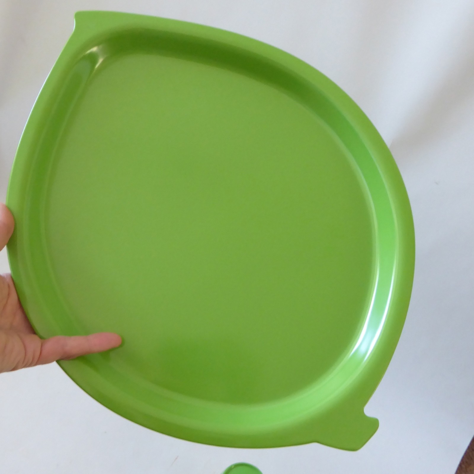 Robert Welch melamine kids lemon plate bowl, leaf tray & beaker. Green yellow - Image 11