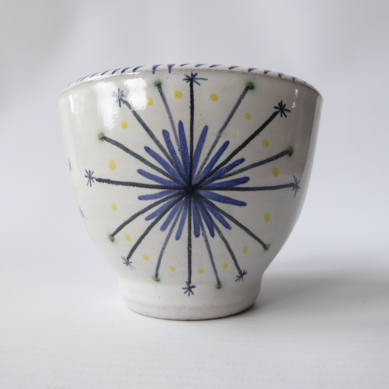 Rye Pottery David Sharp blue star small vase. 1950s vintage pot beaker. Studio - Image 5