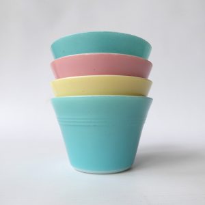 Set 4 Pyrex JAJ Baking Ramekins custard pots. Pastel turquoise pink yellow 2186