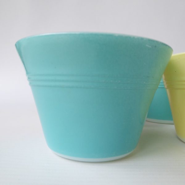 Set 4 Pyrex JAJ Baking Ramekins custard pots. Pastel turquoise pink yellow 2186 - Image 6