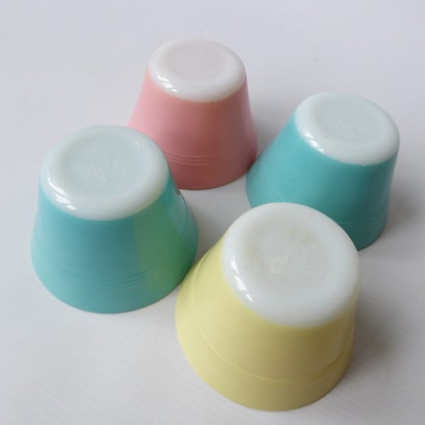 Set 4 Pyrex JAJ Baking Ramekins custard pots. Pastel turquoise pink yellow 2186 - Image 9