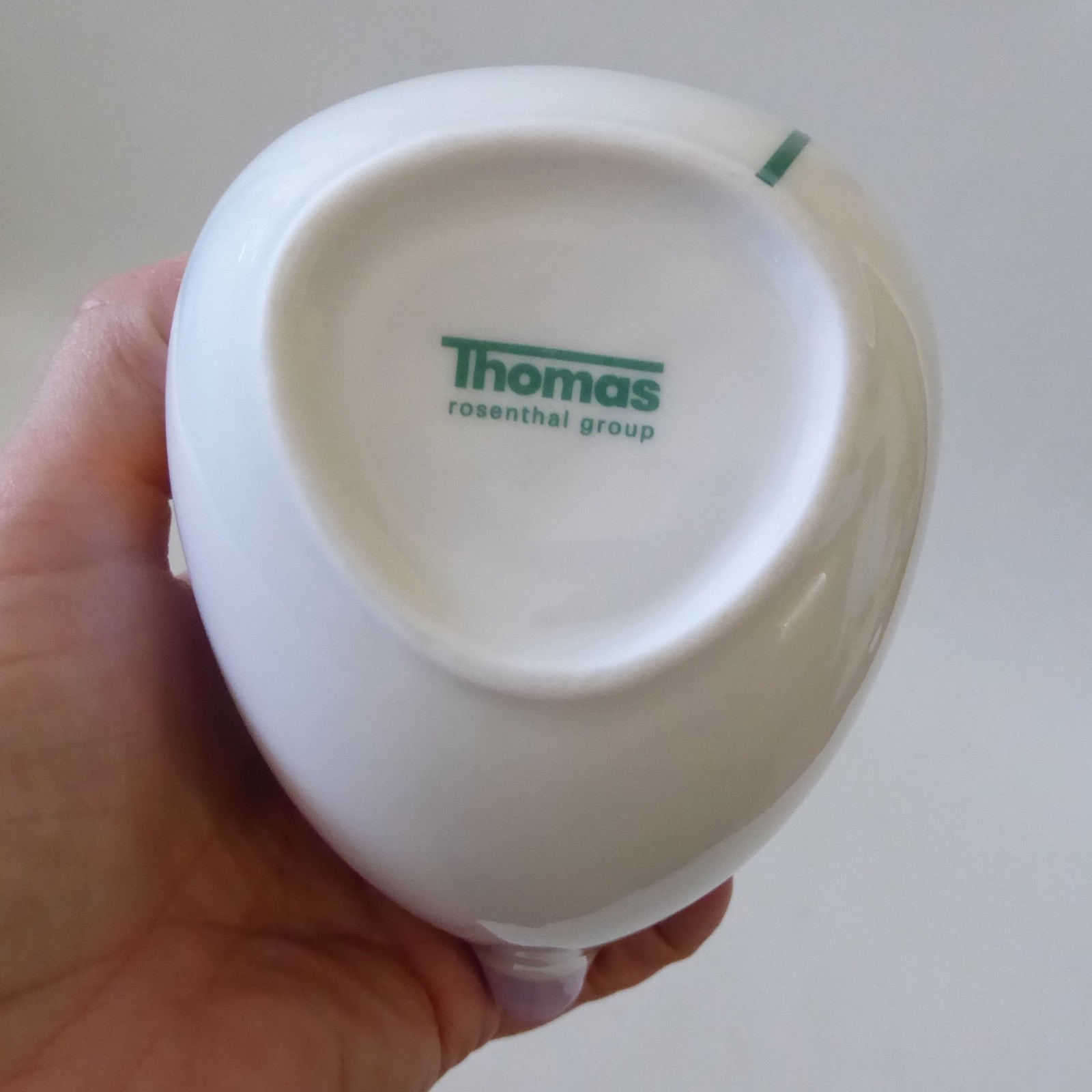 Thomas Rosenthal Germany Pepe & Friends Camila Prada: creamer, milk jug, pouring - Image 9