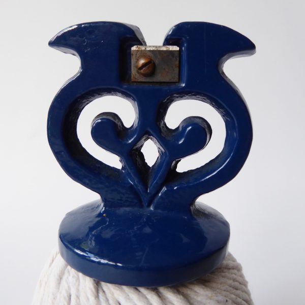 Vintage Robert Welch Victor owl string dispenser holder. Blue cast iron gadget - Image 4