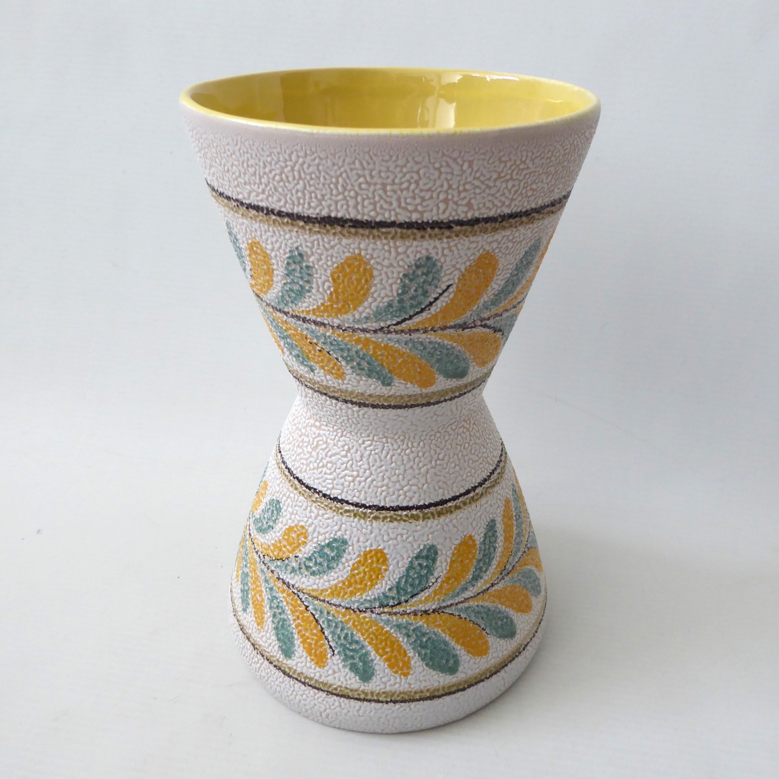 Vintage ceramic pottery vase, Italian/West German, textured yellow, 1970s retro - Image 4