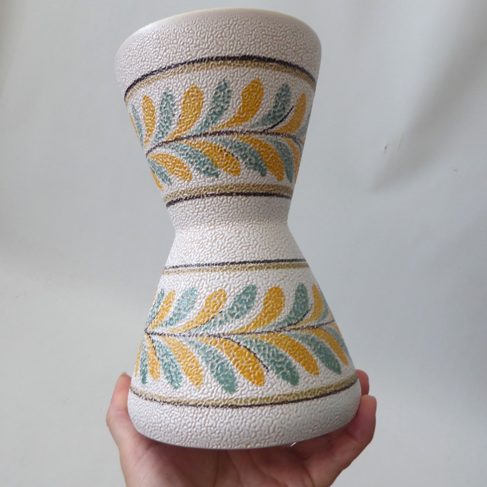 Vintage ceramic pottery vase, Italian/West German, textured yellow, 1970s retro - Image 7