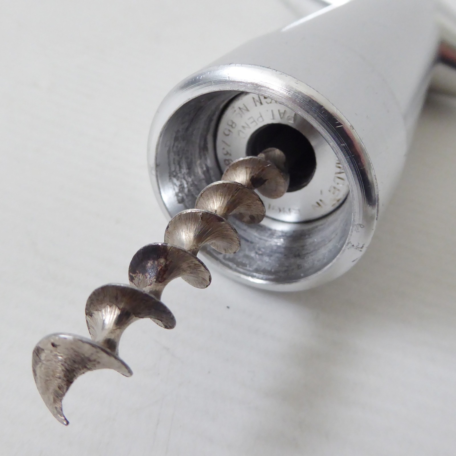 Vintage modernist aluminium Valezina butterfly corkscrew bottle opener 1960s/70s - Image 9