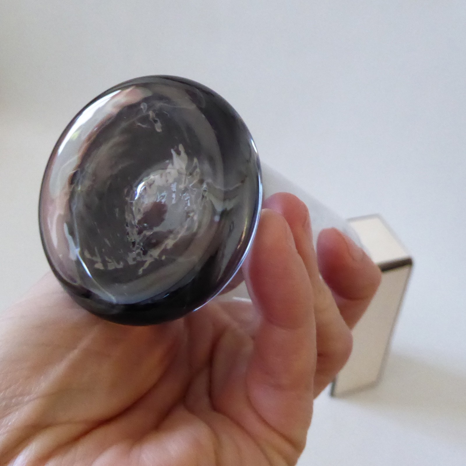 Wedgwood Adam FJT3 art glass stem vase, Frank Thrower Midnight Grey, crystal 80s - Image 9