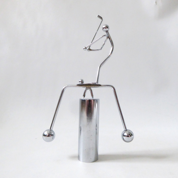 1980s golfer steel balance rocking desk accessory vintage executive toy figurine