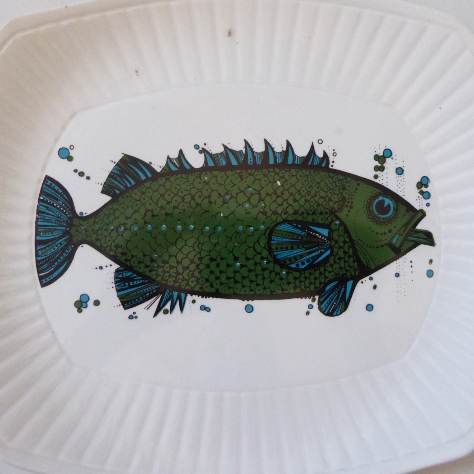 Aquarius fish series Washington Pottery ironstone oval plate platter, beefeater - Image 5